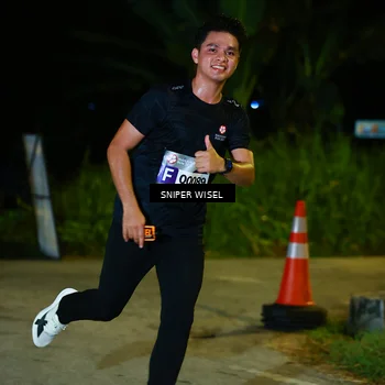 Runner Photo 8405941