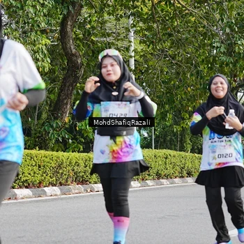 Runner Photo 8405942