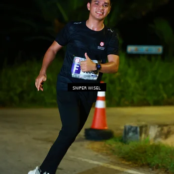 Runner Photo 8405947