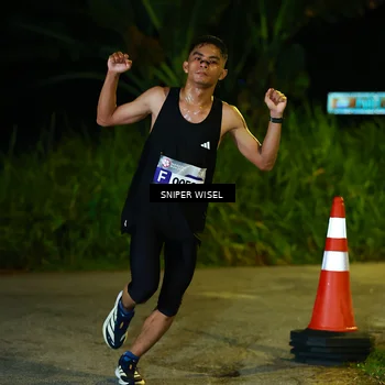 Runner Photo 8405959