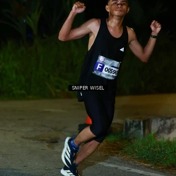 Runner Photo 8405966