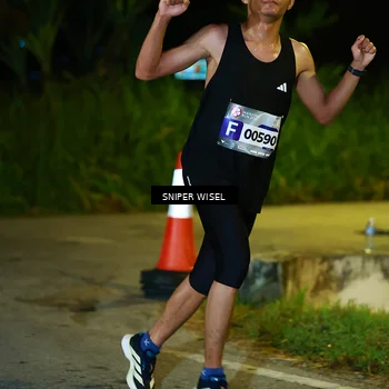 Runner Photo 8405972