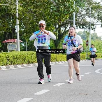 Runner Photo 8405974