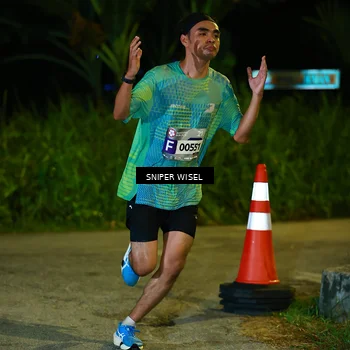 Runner Photo 8405979