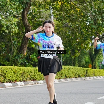 Runner Photo 8405981