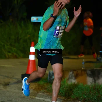 Runner Photo 8405986
