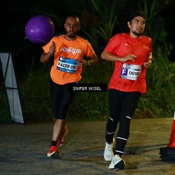 Runner Photo 8405996