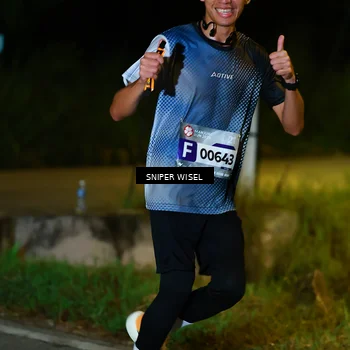 Runner Photo 8406010