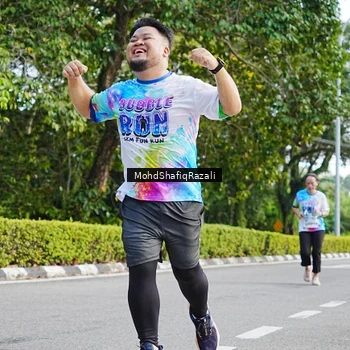 Runner Photo 8406011