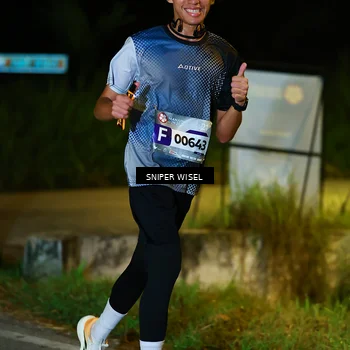 Runner Photo 8406012