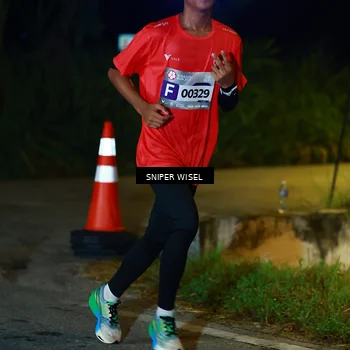 Runner Photo 8406016