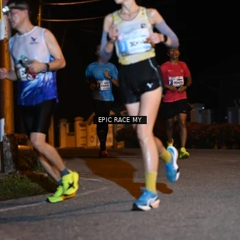 Runner Photo 8406032