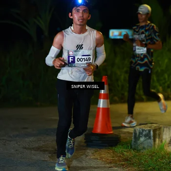Runner Photo 8406035