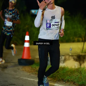 Runner Photo 8406036