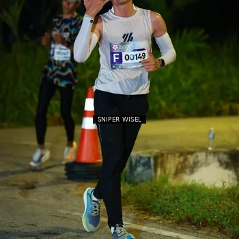Runner Photo 8406038