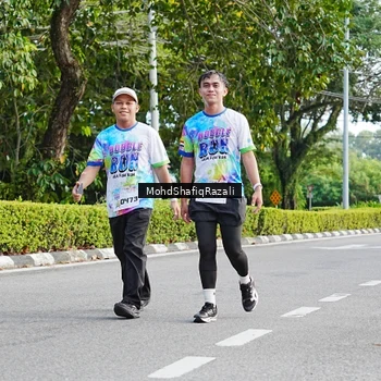 Runner Photo 8406048