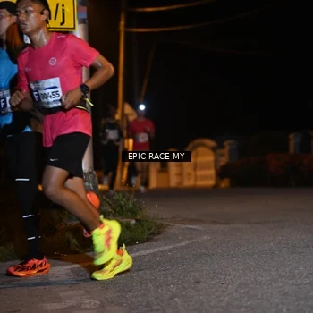 Runner Photo 8406051