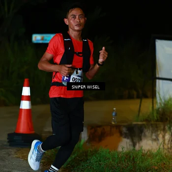 Runner Photo 8406056