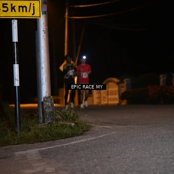 Runner Photo 8406058