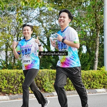 Runner Photo 8406074