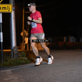 Runner Photo 8406076