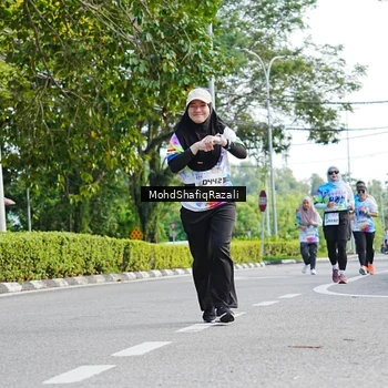 Runner Photo 8406079