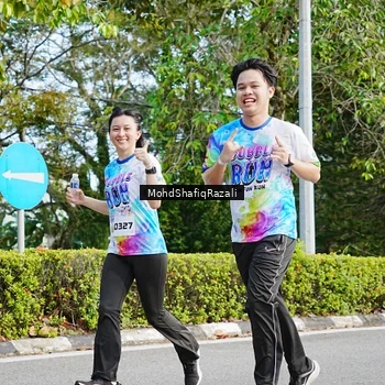 Runner Photo 8406084
