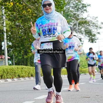 Runner Photo 8406097