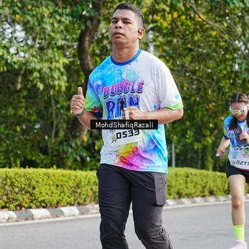 Runner Photo 8406101