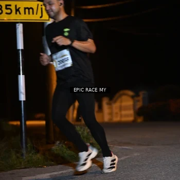 Runner Photo 8406102