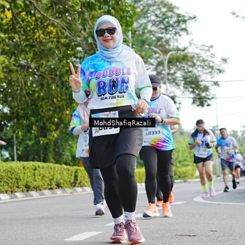 Runner Photo 8406108