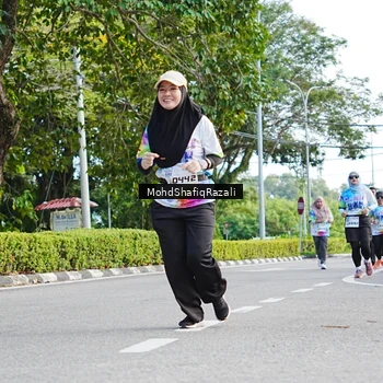 Runner Photo 8406110