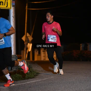 Runner Photo 8406124