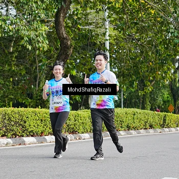 Runner Photo 8406131