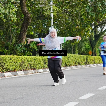 Runner Photo 8406140