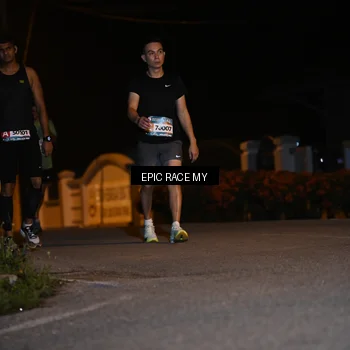 Runner Photo 8406172