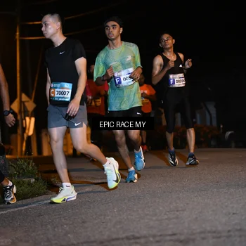 Runner Photo 8406190