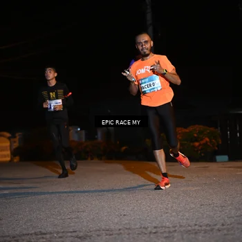 Runner Photo 8406207