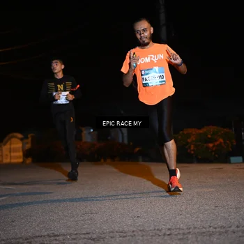 Runner Photo 8406214
