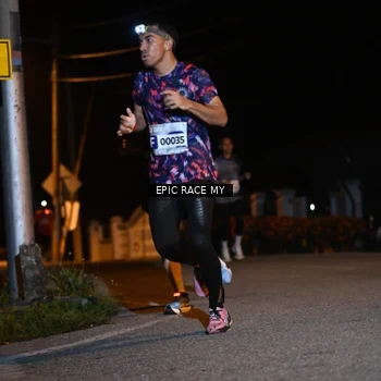 Runner Photo 8406230