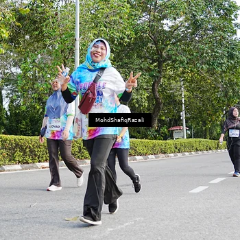 Runner Photo 8406232