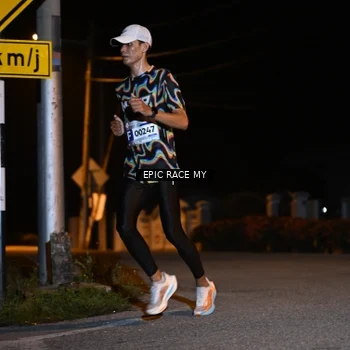 Runner Photo 8406273