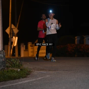 Runner Photo 8406275
