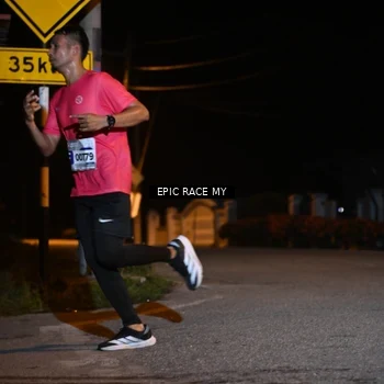 Runner Photo 8406289