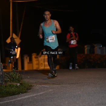 Runner Photo 8406291