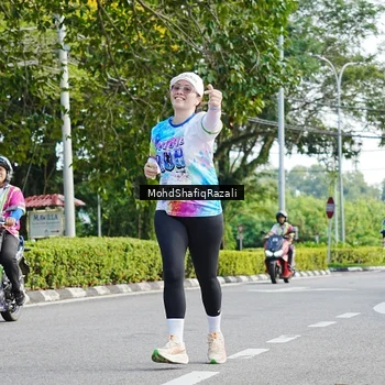 Runner Photo 8406310