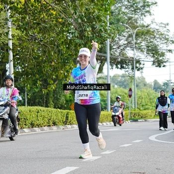Runner Photo 8406312