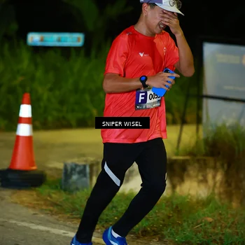 Runner Photo 8406315