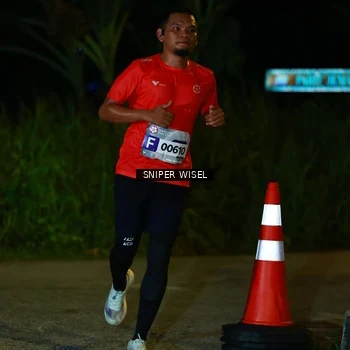 Runner Photo 8406317
