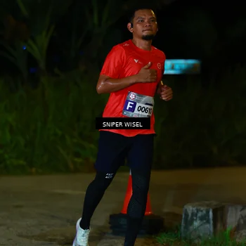 Runner Photo 8406325